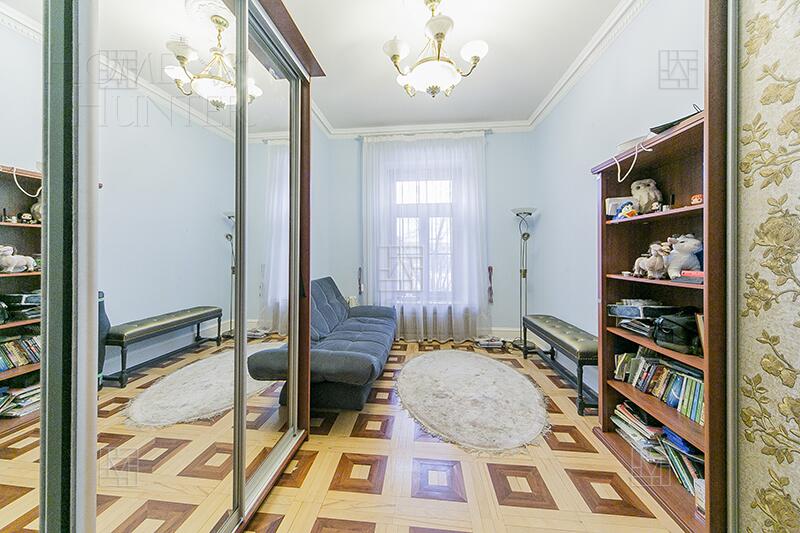 4-КОМН. КВАРТИРА С ОТДЕЛКОЙ 155 М² НА 4 ЭТАЖЕ