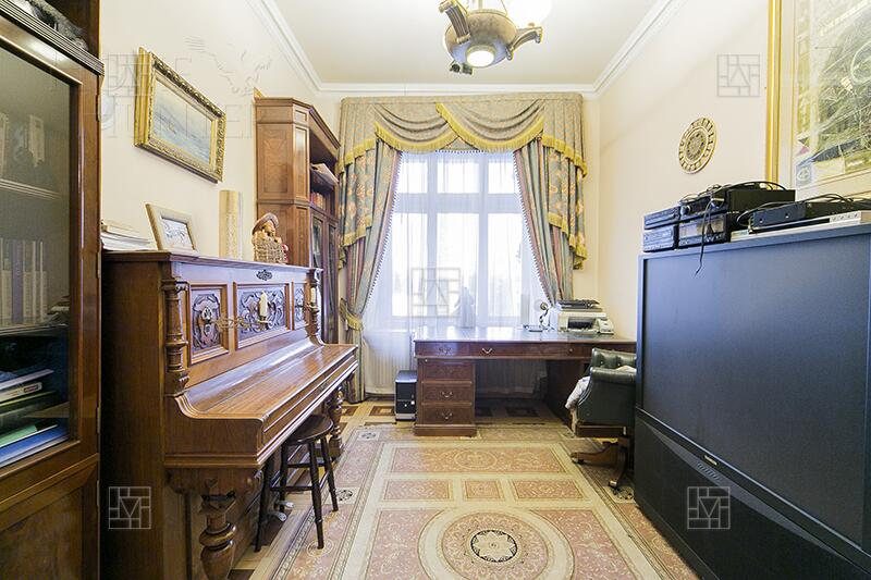 4-КОМН. КВАРТИРА С ОТДЕЛКОЙ 155 М² НА 4 ЭТАЖЕ