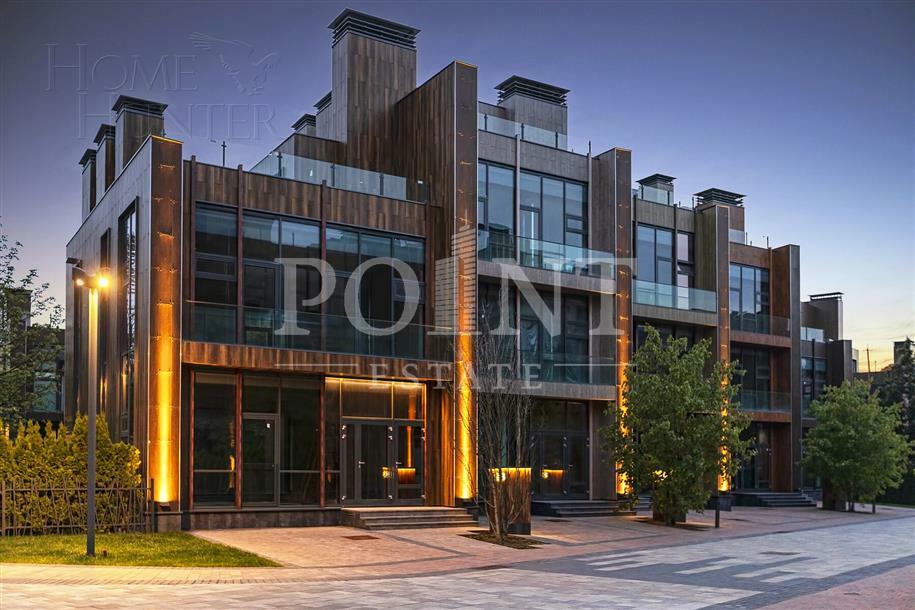 3-этажный таунхаус 238 м² с отделкой