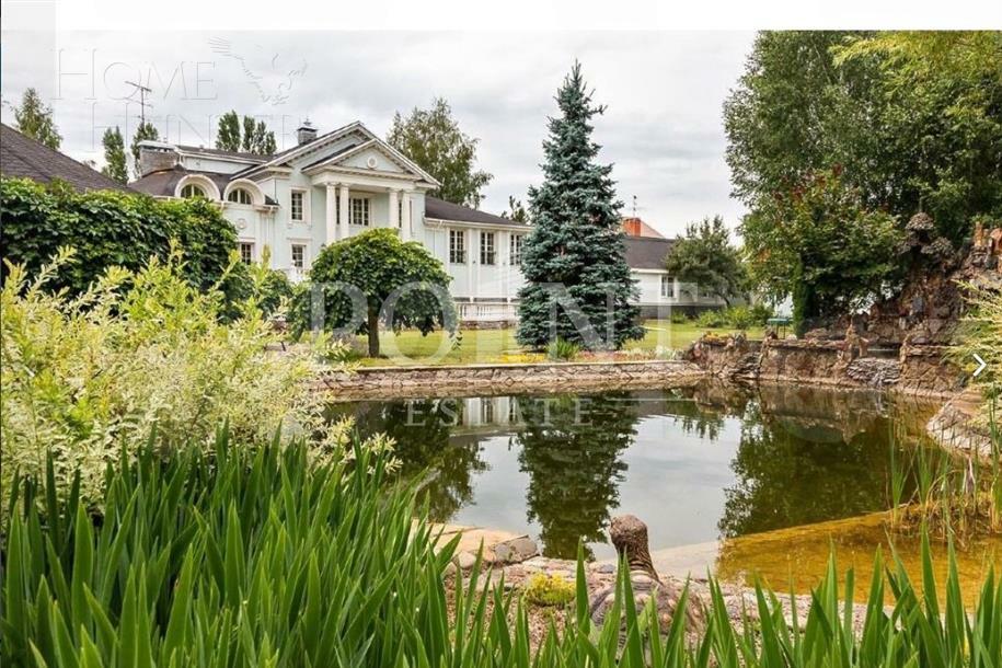 2-этажный коттедж 800 м² с отделкой