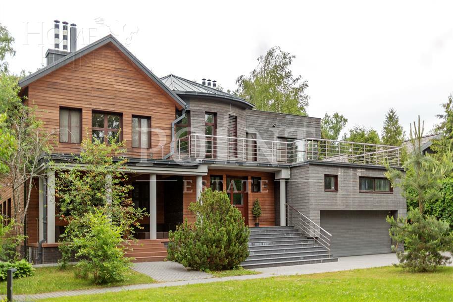 2-этажный коттедж 650 м² с отделкой