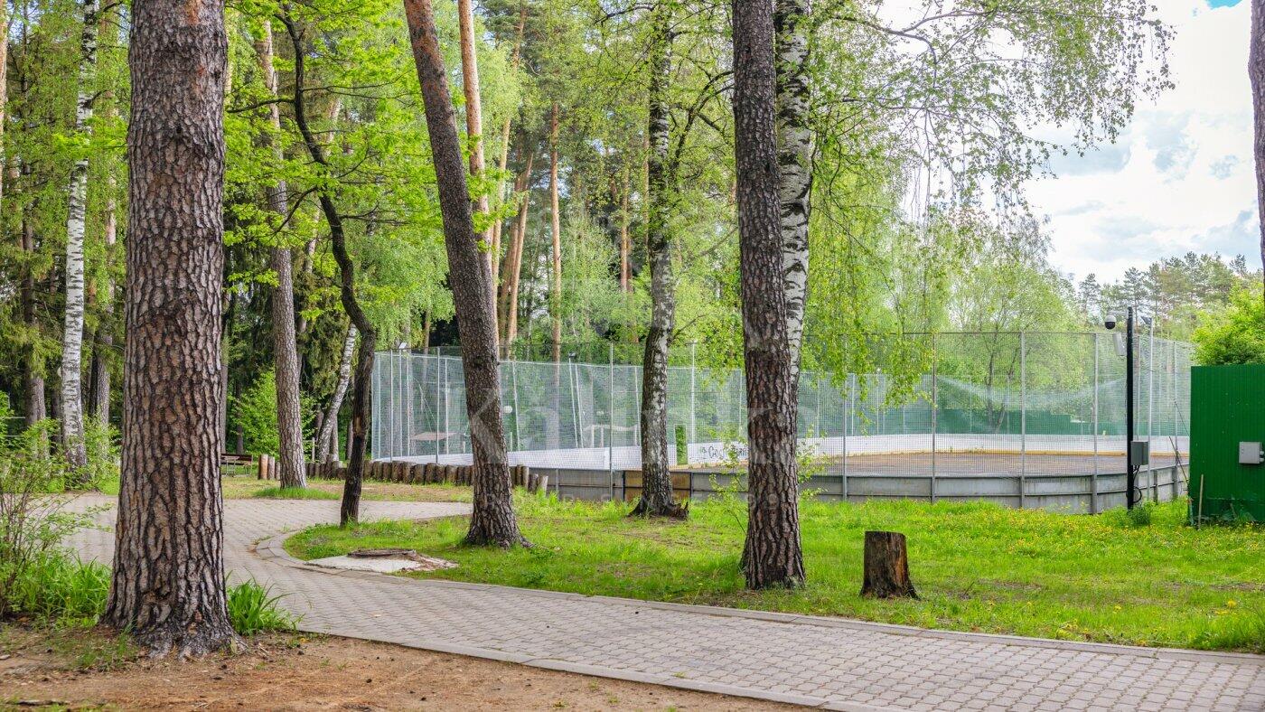 2-этажный коттедж 735.4 м² с отделкой