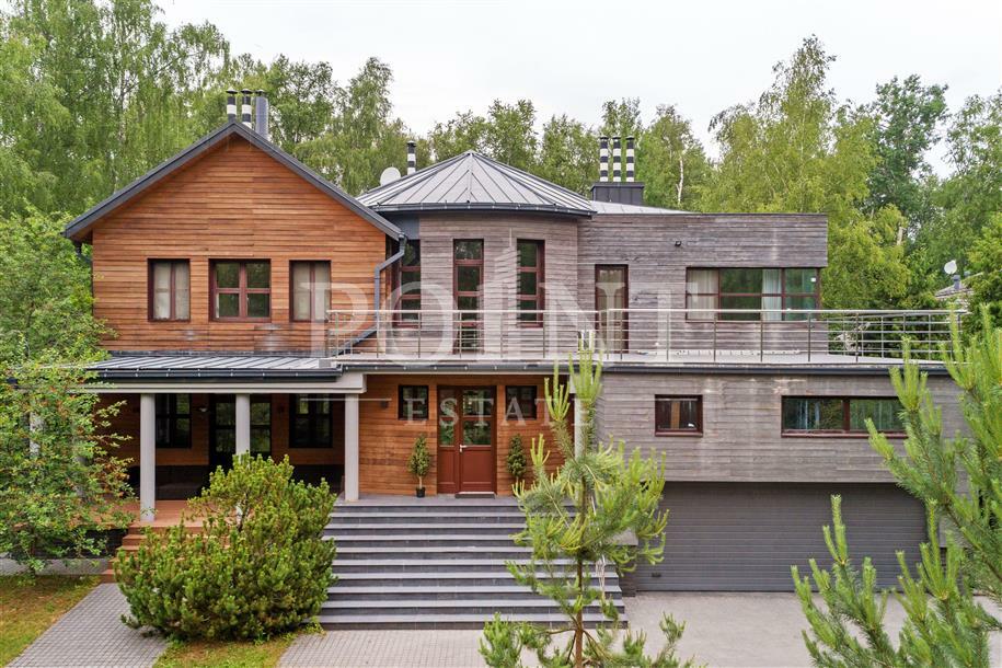 2-этажный коттедж 650 м² с отделкой