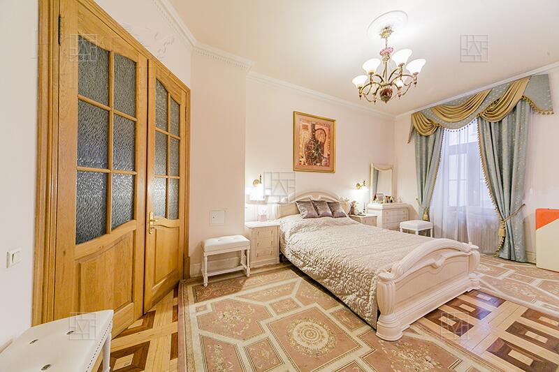 4-КОМН. КВАРТИРА С ОТДЕЛКОЙ 155 М² НА 4 ЭТАЖЕ