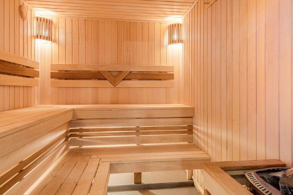 2-этажный коттедж 640 м² с отделкой