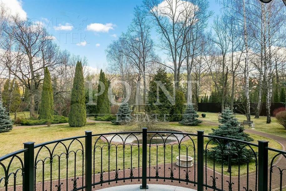 2-этажный коттедж 800 м² с отделкой