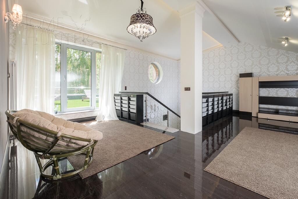 2-этажный коттедж 640 м² с отделкой