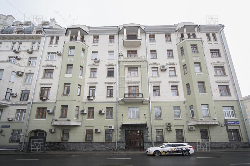 4-КОМН. КВАРТИРА С ОТДЕЛКОЙ 155 М² НА 4 ЭТАЖЕ