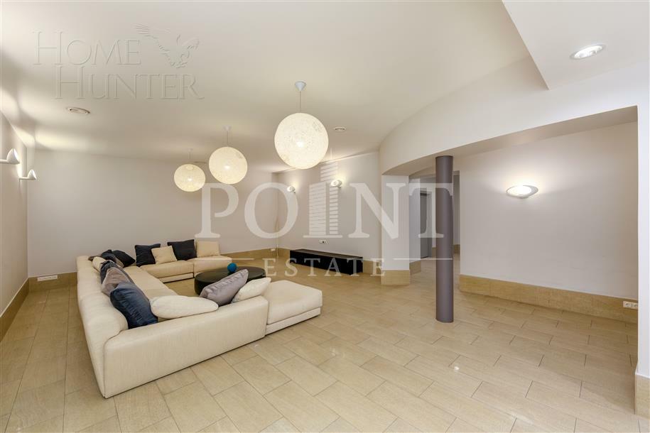 2-этажный коттедж 650 м² с отделкой