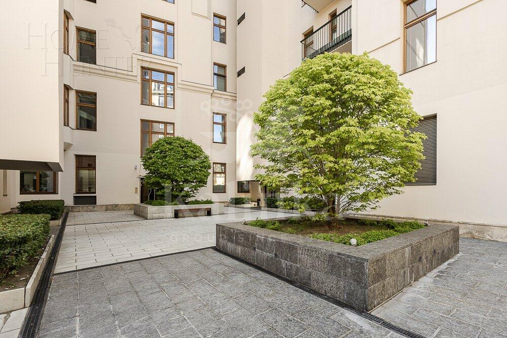 6-КОМН. КВАРТИРА С ОТДЕЛКОЙ 280.3 М² НА 6 ЭТАЖЕ