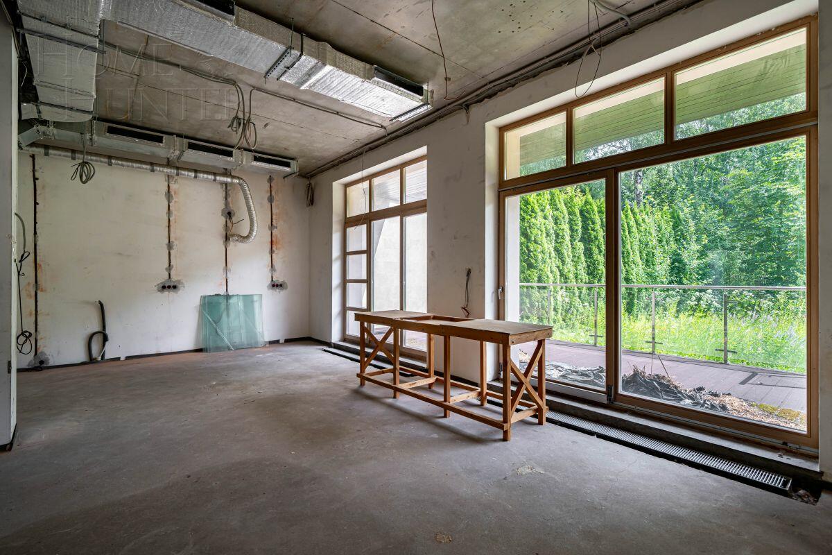 3-этажный таунхаус 323 м² без отделки