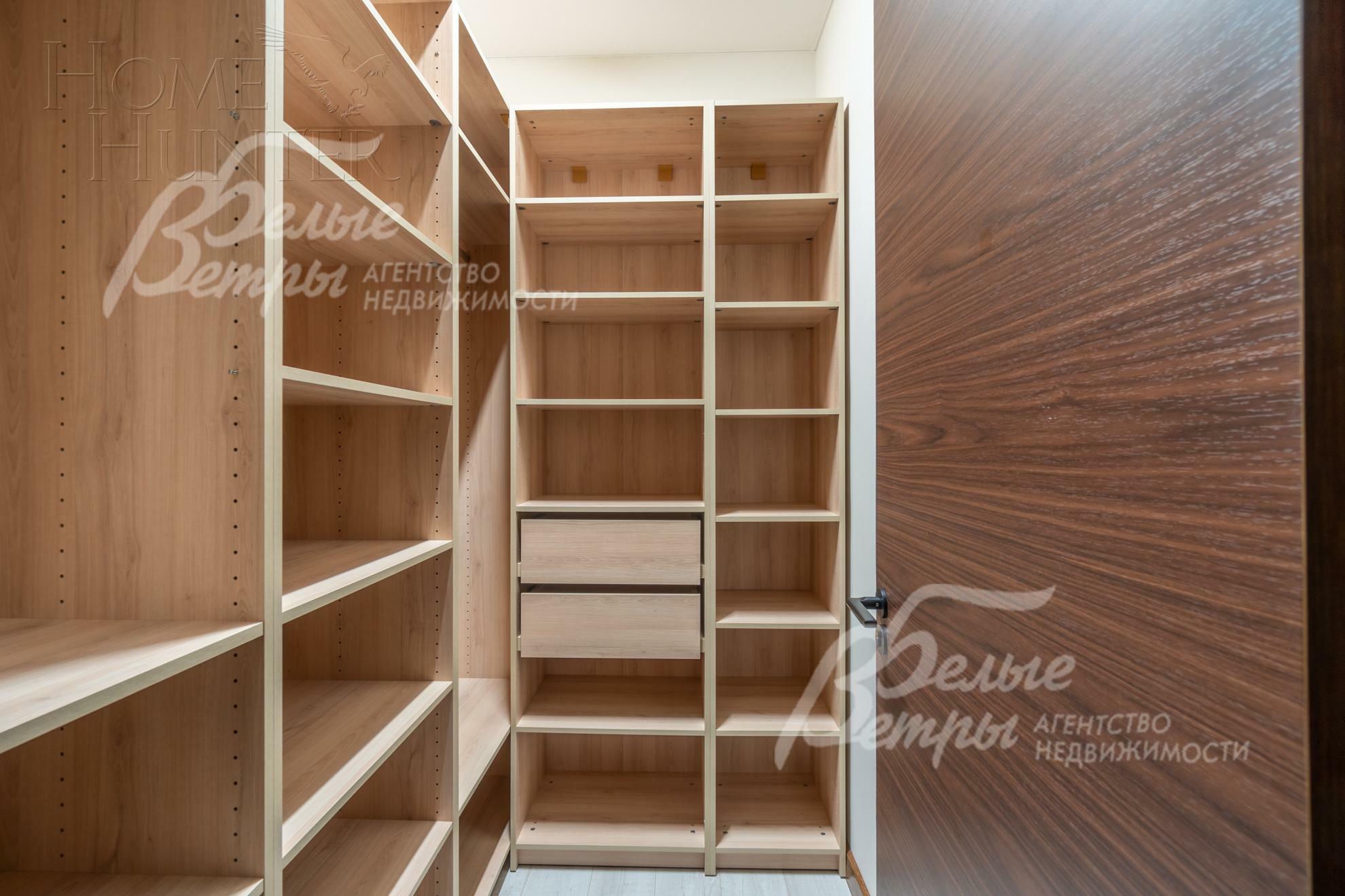 2-этажный коттедж 305 м² с отделкой