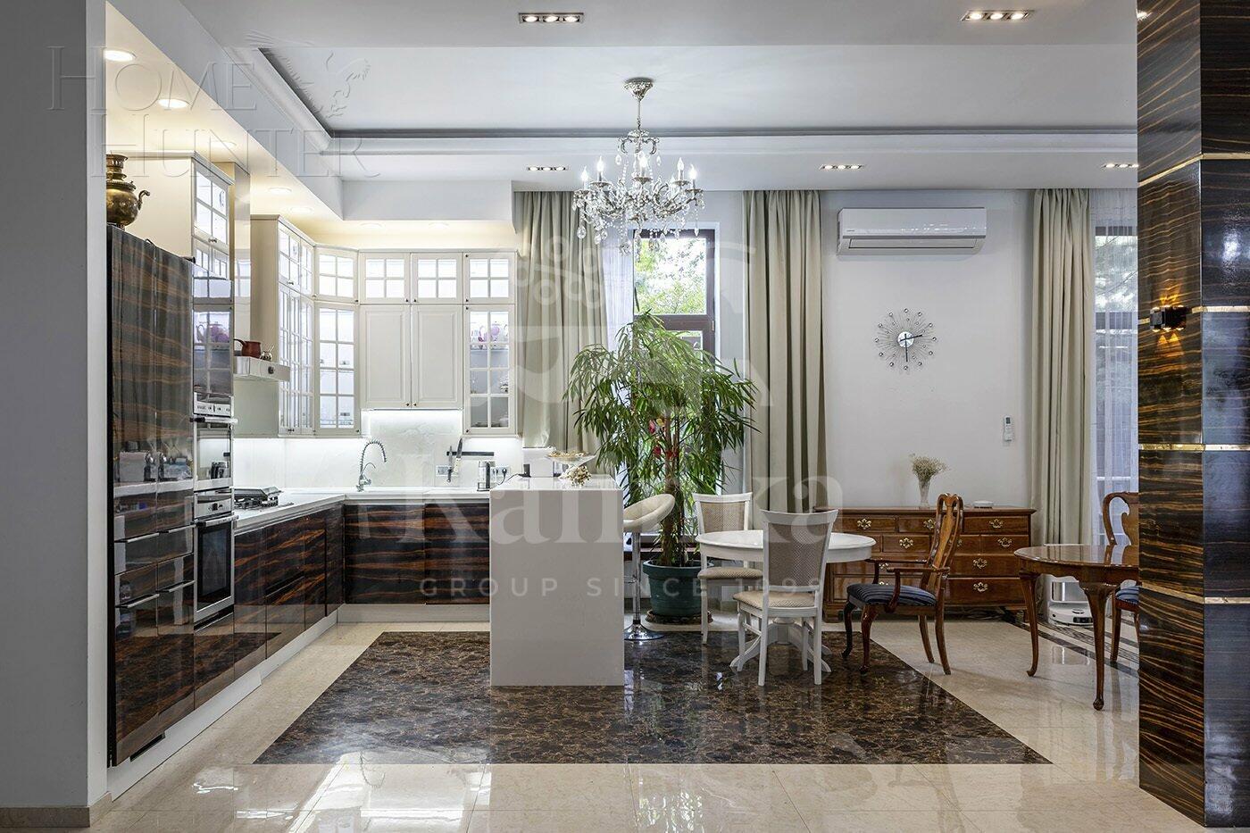 2-этажный коттедж 500 м² с отделкой