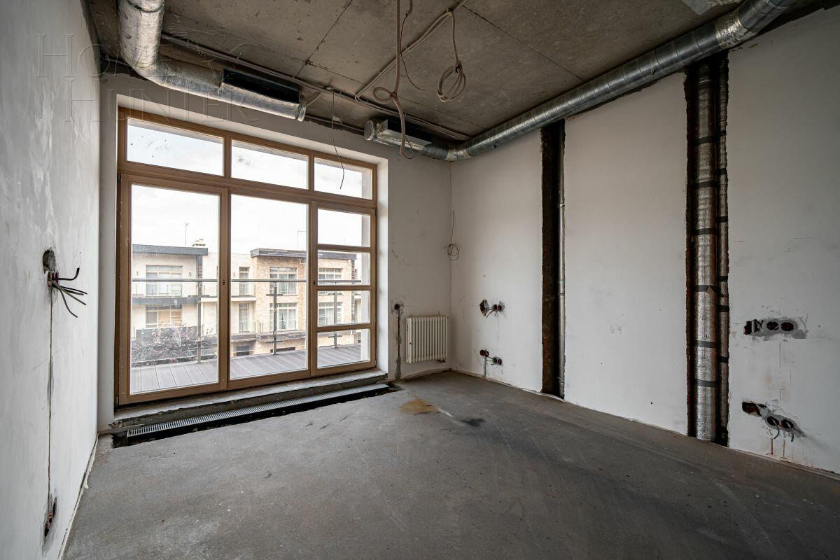 3-этажный таунхаус 323 м² без отделки