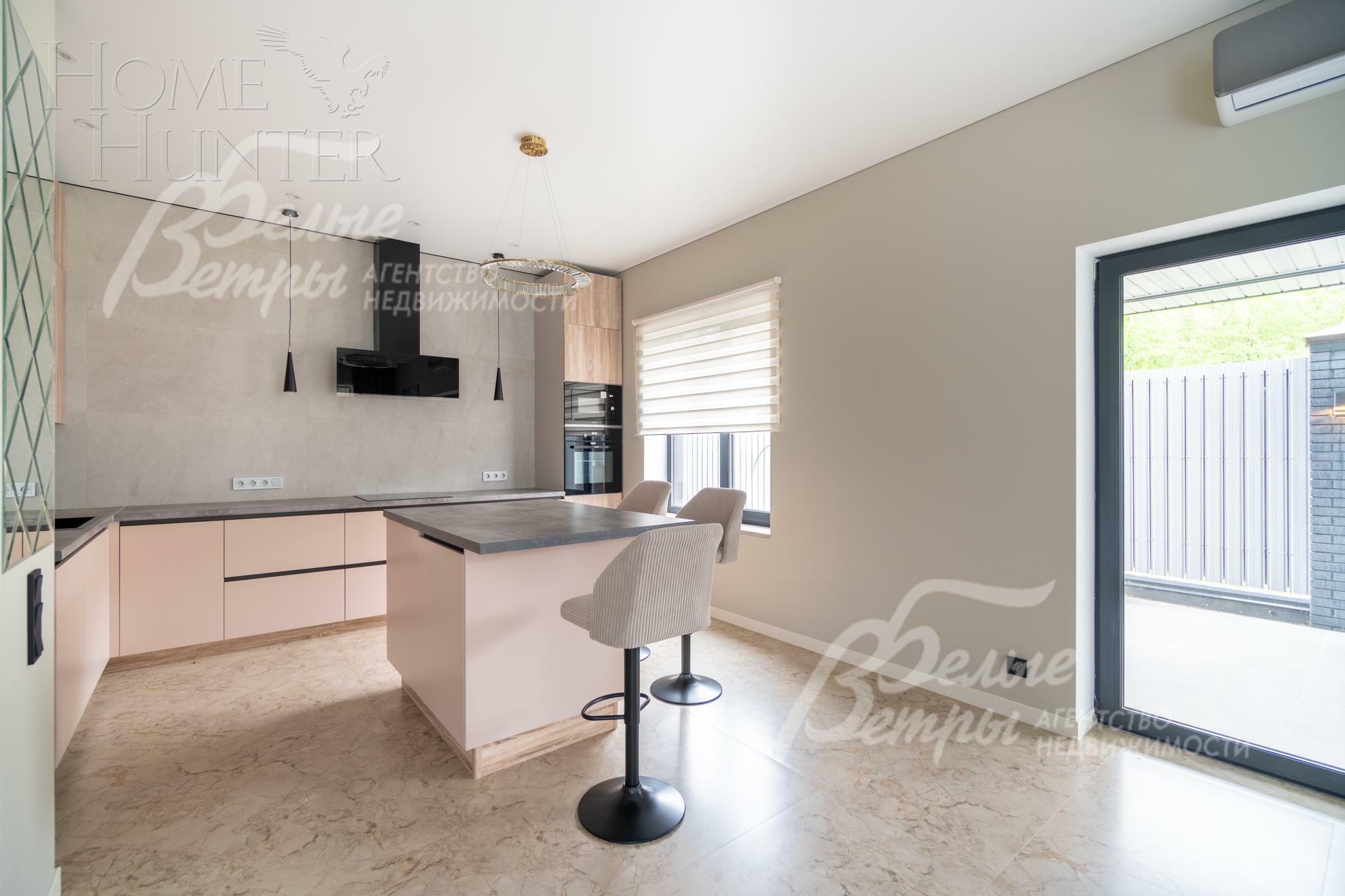 2-этажный коттедж 305 м² с отделкой