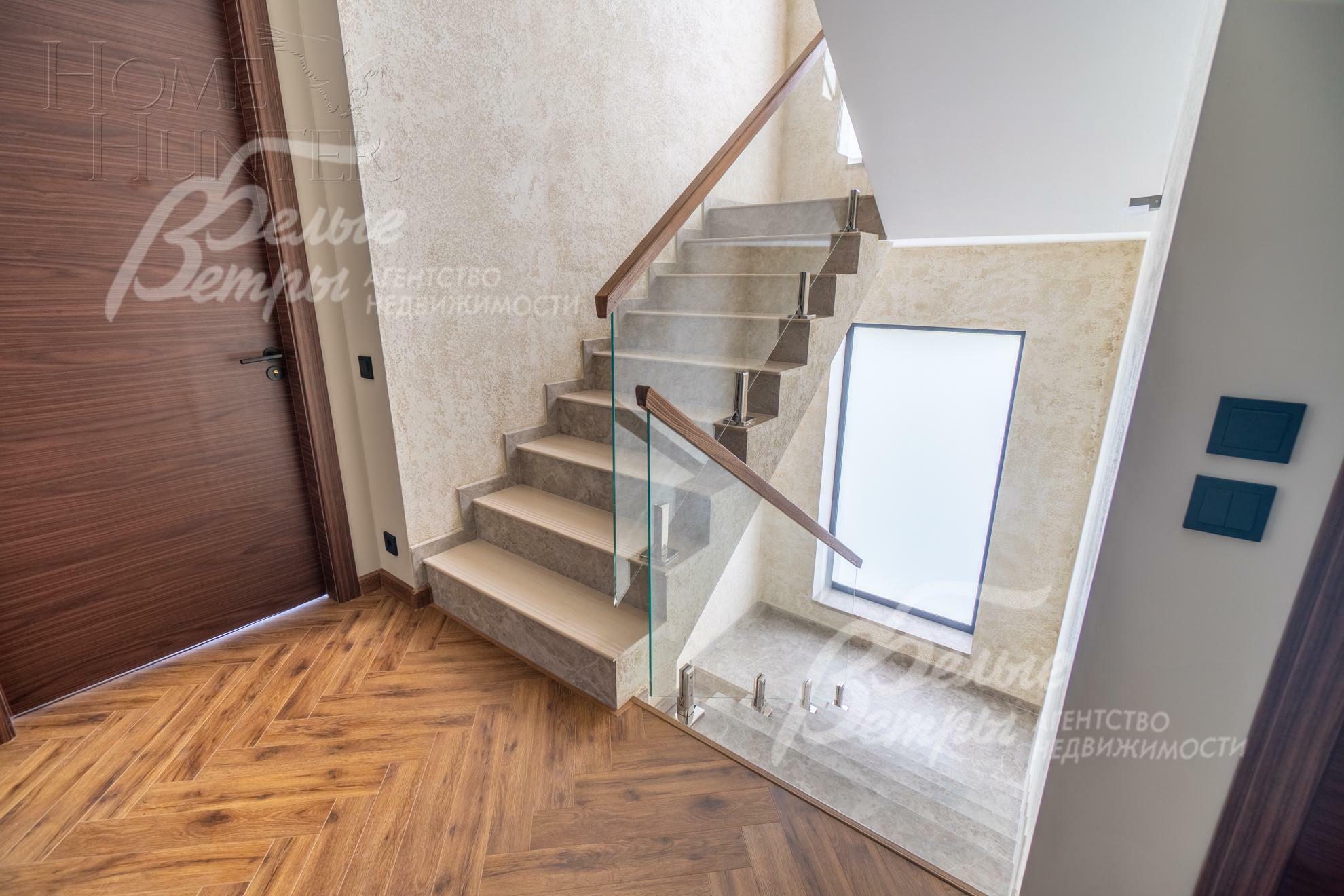 2-этажный коттедж 305 м² с отделкой