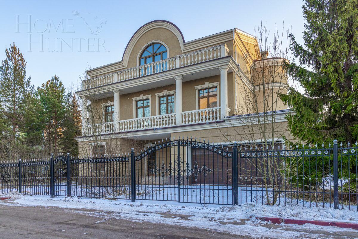 2-этажный коттедж 600 м² без отделки