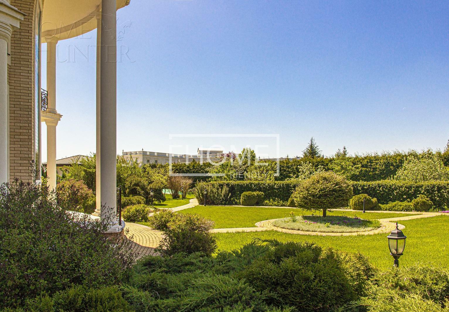 2-этажный коттедж 1 200 м² с отделкой