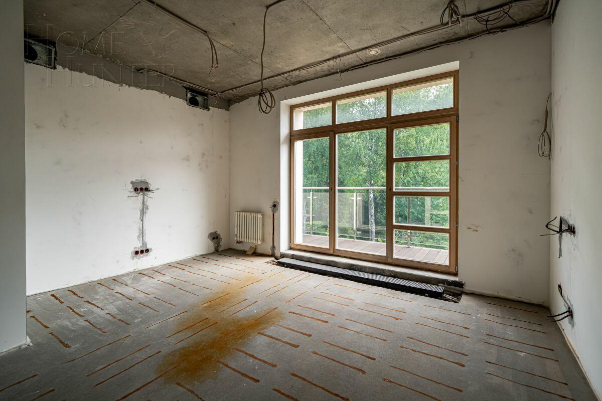 3-этажный таунхаус 323 м² без отделки