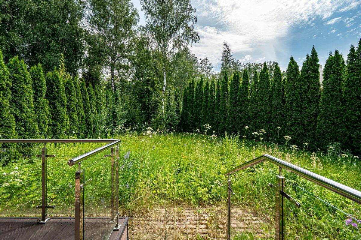 3-этажный таунхаус 323 м² без отделки