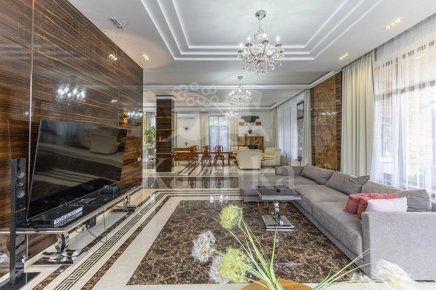 2-этажный коттедж 500 м² с отделкой