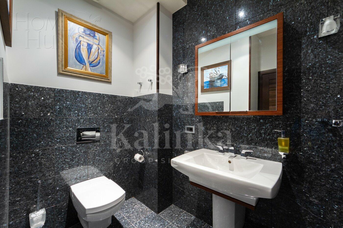 4-этажный таунхаус 500 м² с отделкой