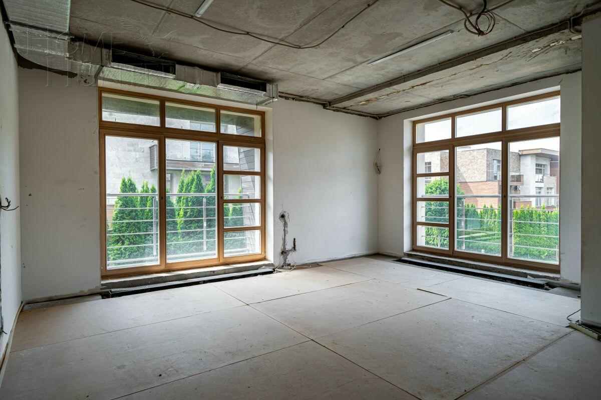 3-этажный таунхаус 323 м² без отделки