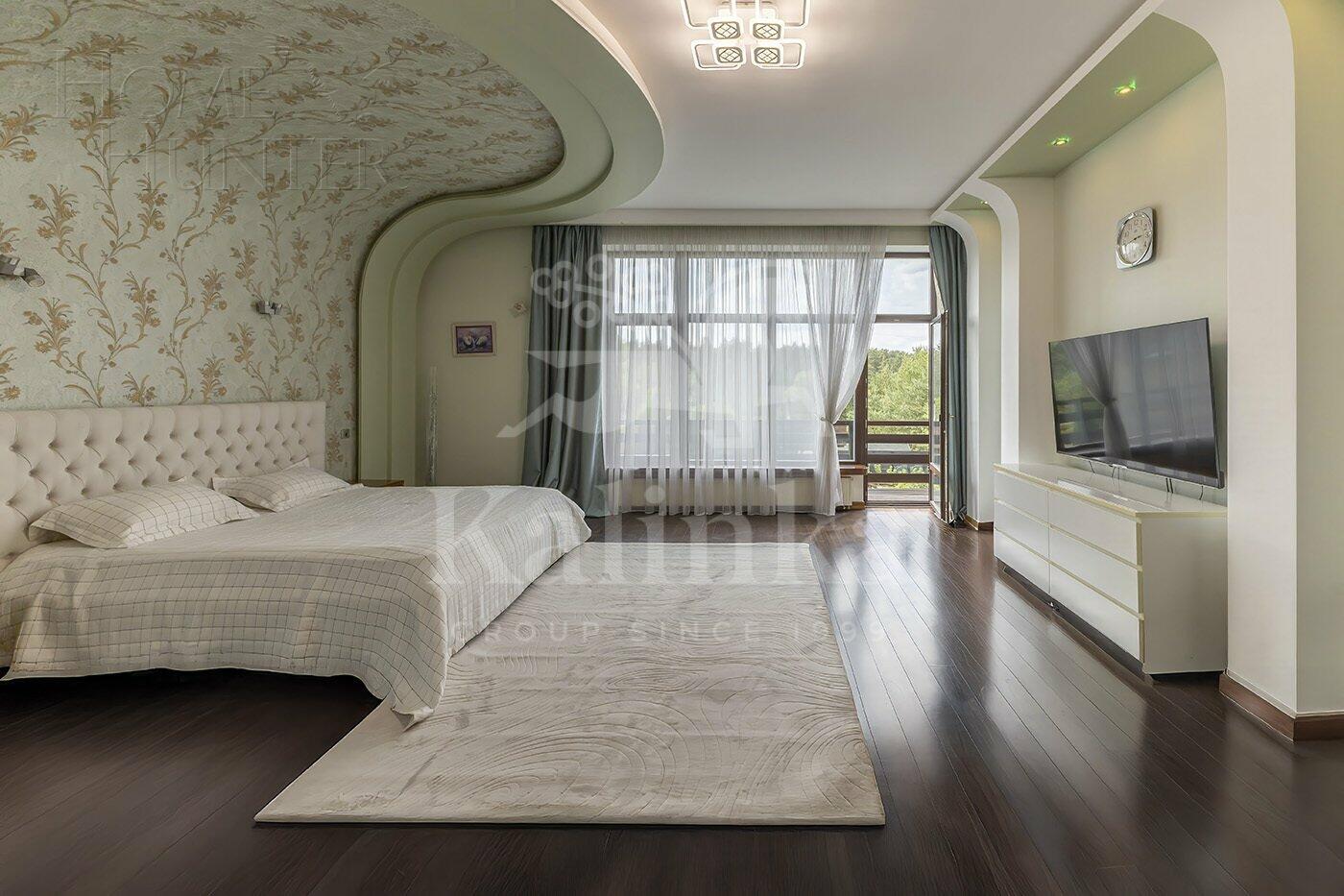 2-этажный коттедж 500 м² с отделкой