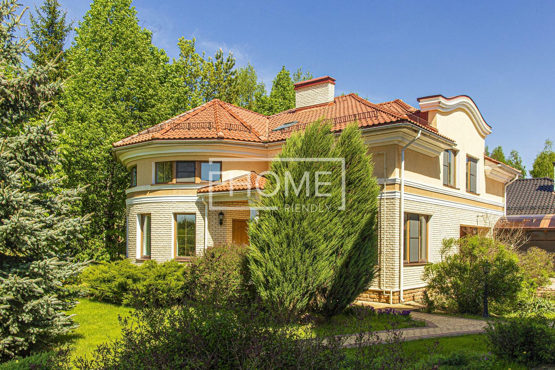 2-этажный коттедж 1 200 м² с отделкой