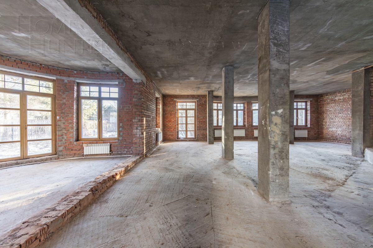 2-этажный коттедж 600 м² без отделки