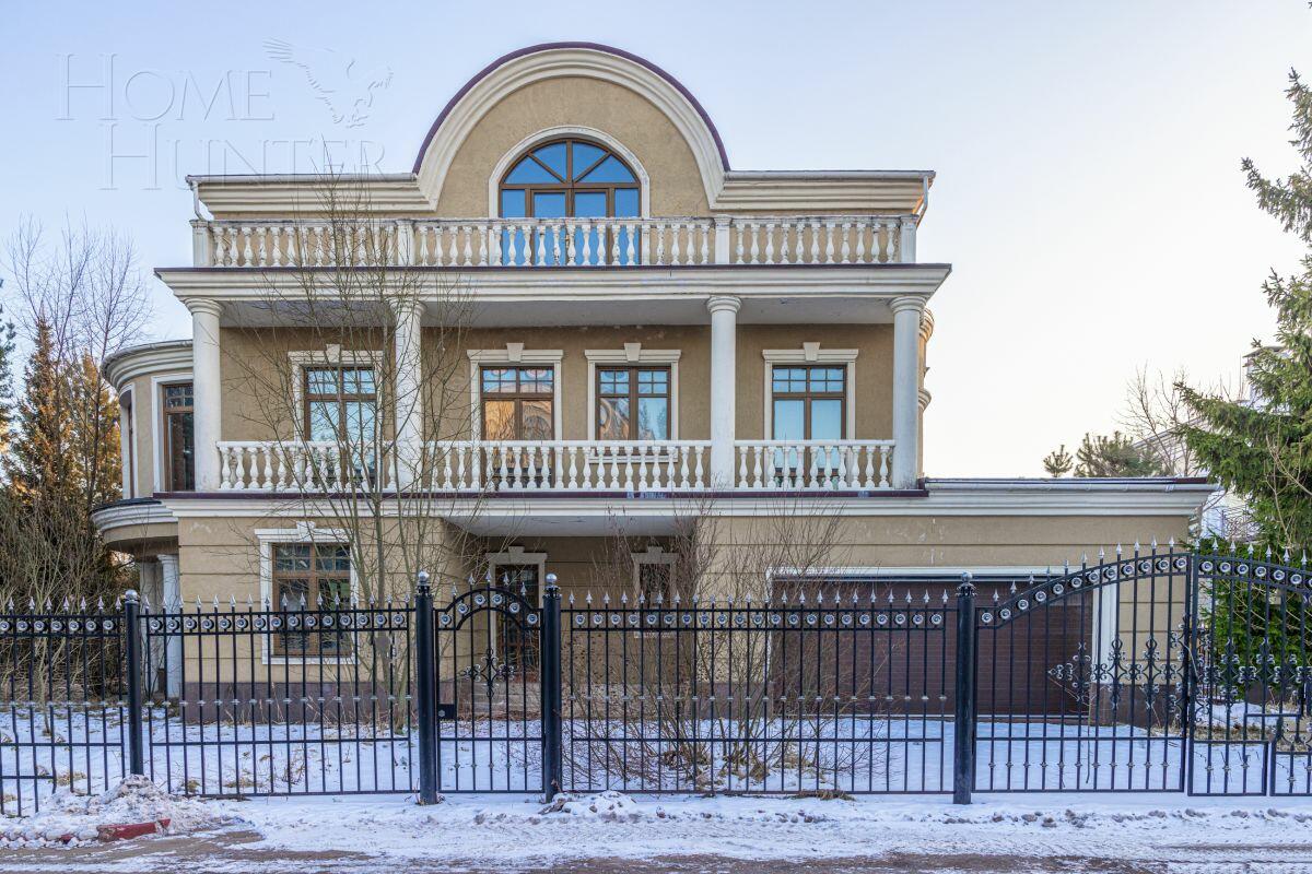 2-этажный коттедж 600 м² без отделки