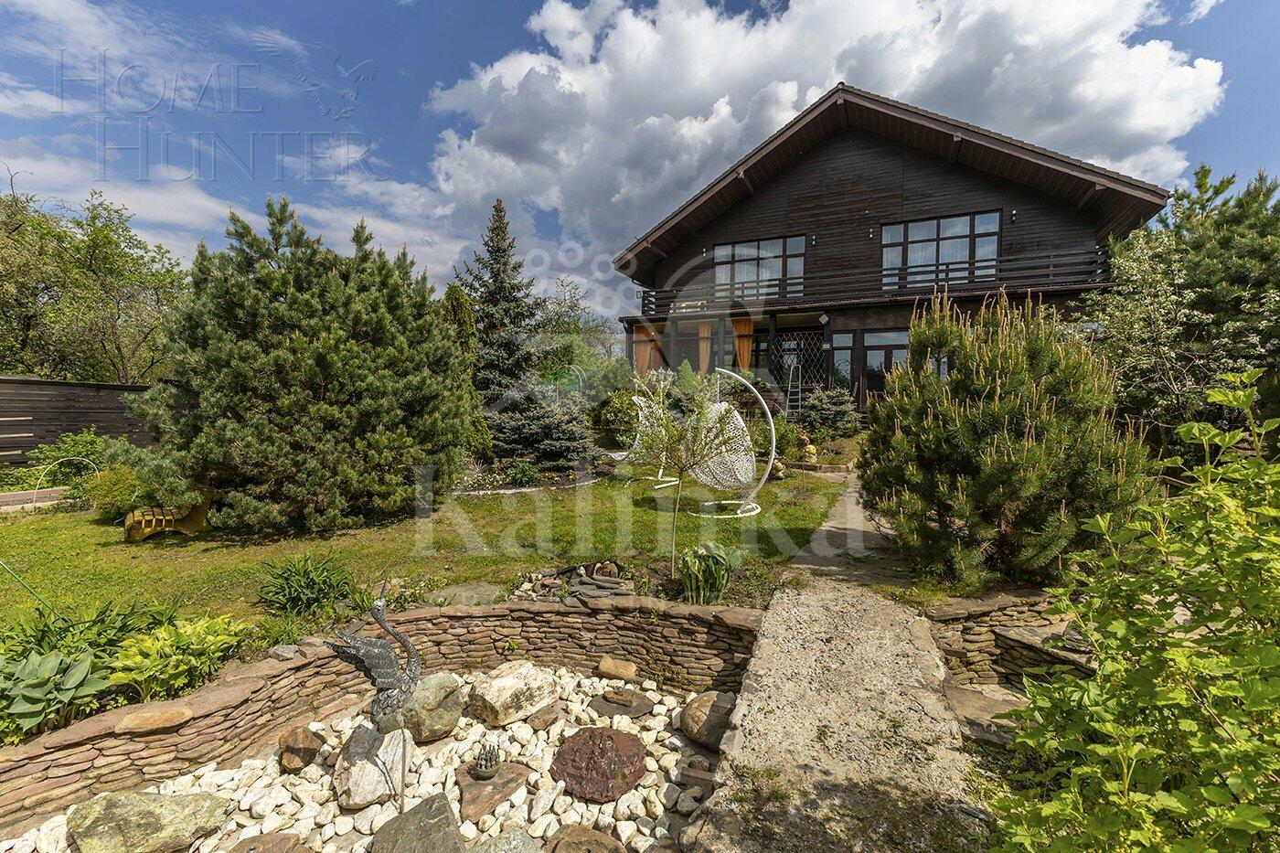 2-этажный коттедж 500 м² с отделкой