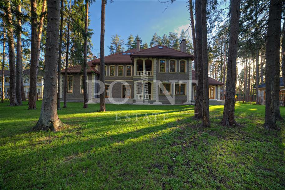 2-этажный коттедж 1 010 м² без отделки