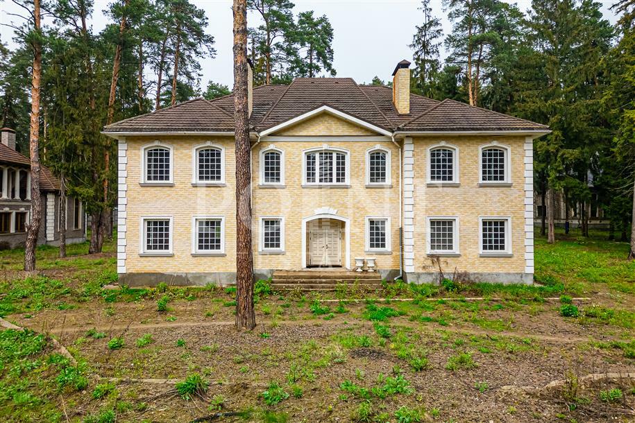 2-этажный коттедж 791 м² без отделки