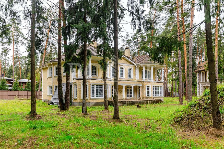 2-этажный коттедж 791 м² без отделки