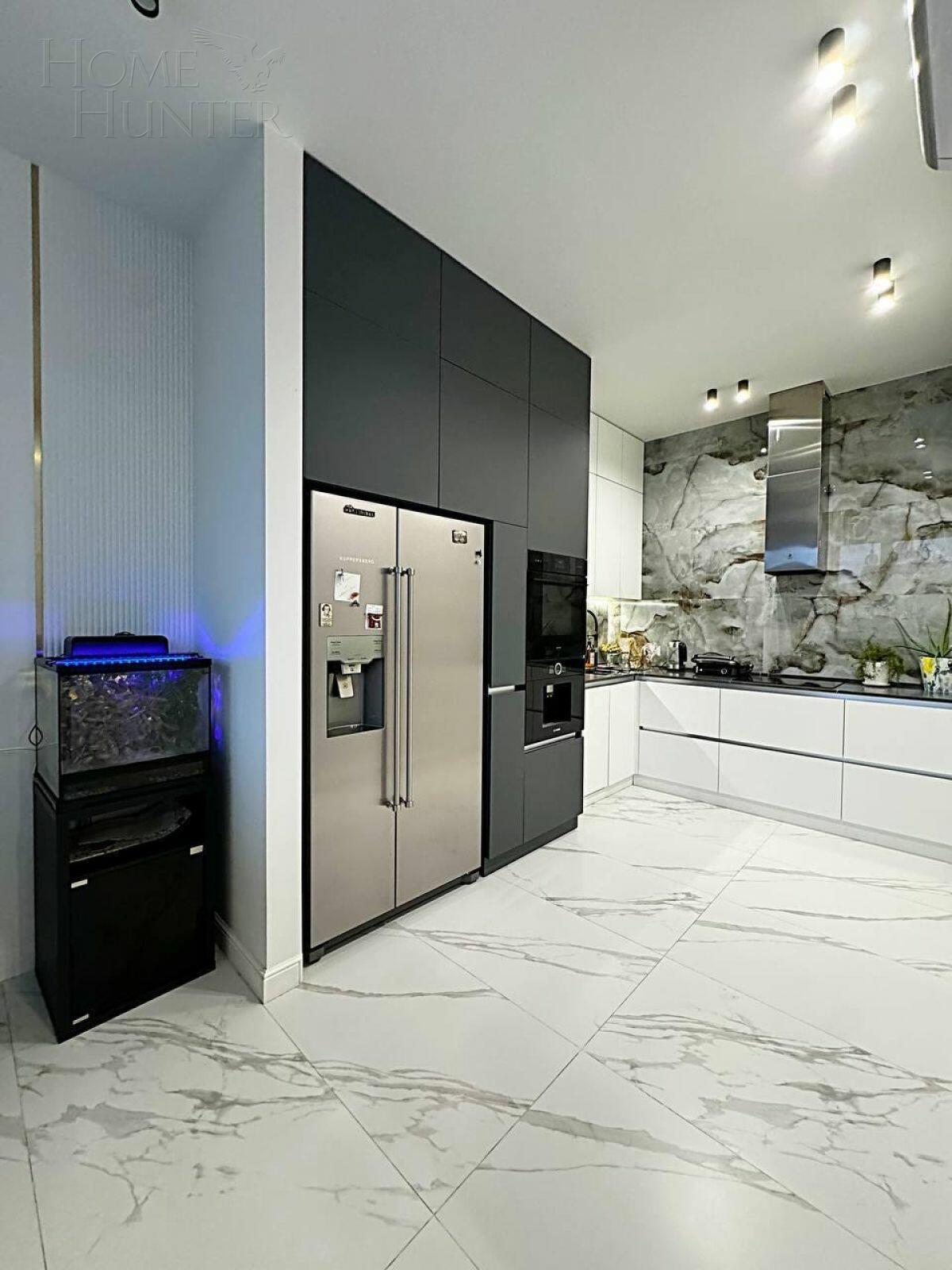 2-этажный коттедж 470 м² с отделкой