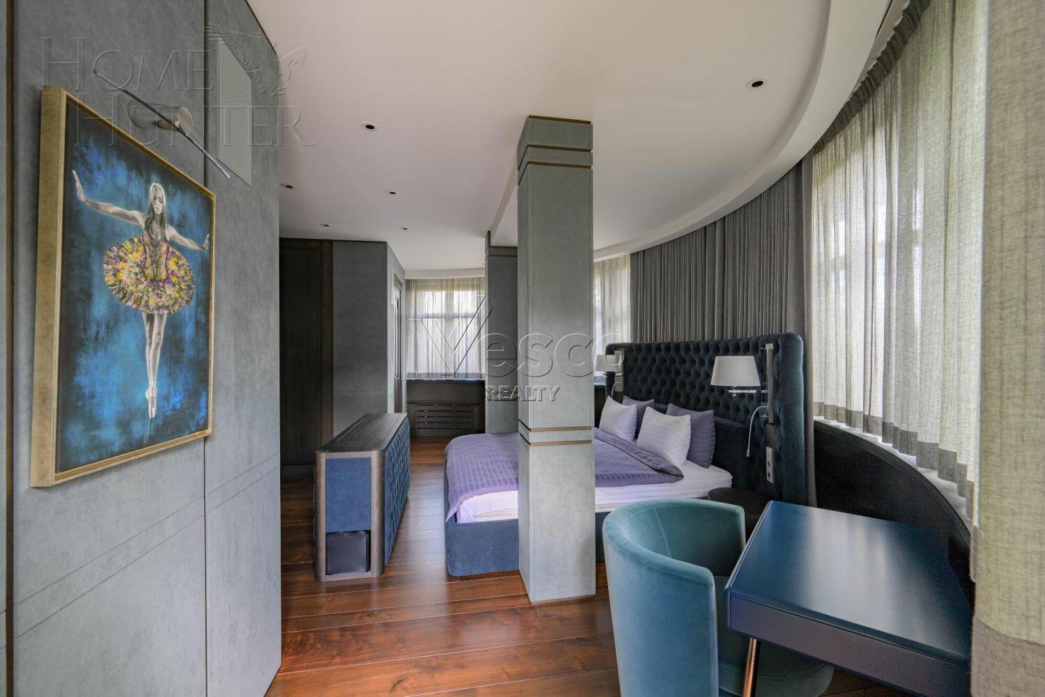 2-этажный коттедж 560 м² с отделкой