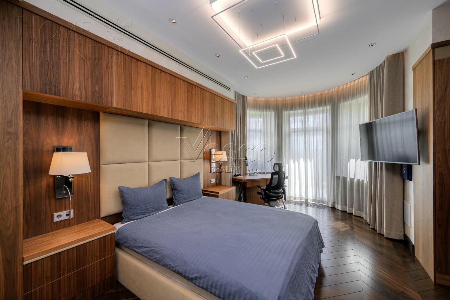 2-этажный коттедж 560 м² с отделкой