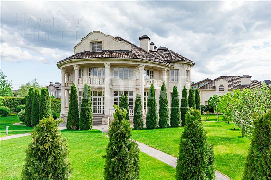 2-этажный коттедж 1 060 м² с отделкой