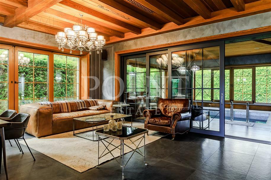 2-этажный коттедж 1 060 м² с отделкой