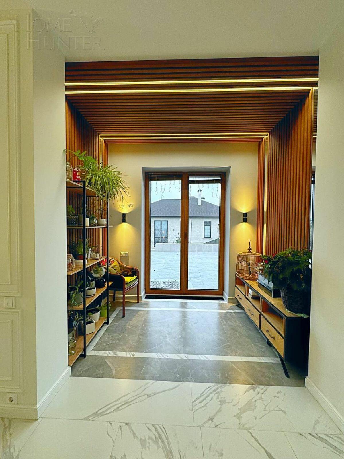 2-этажный коттедж 470 м² с отделкой