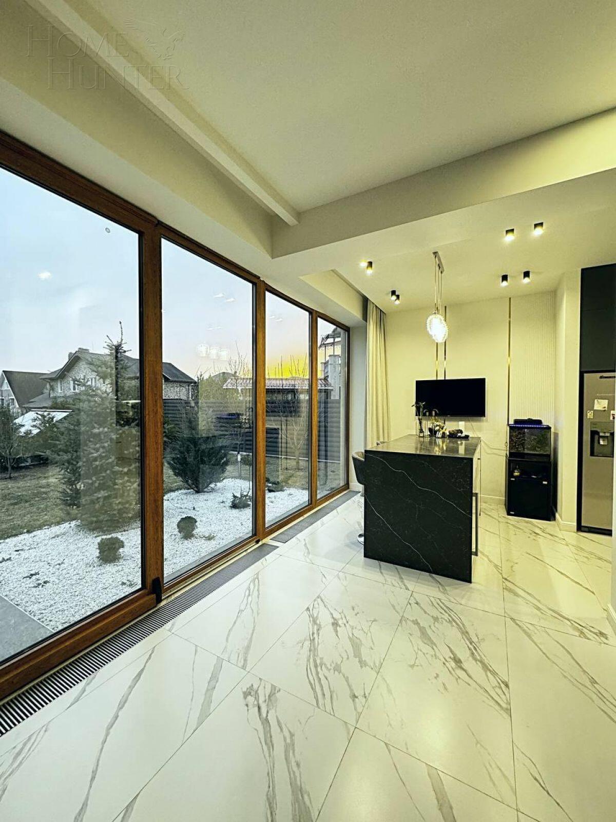 2-этажный коттедж 470 м² с отделкой