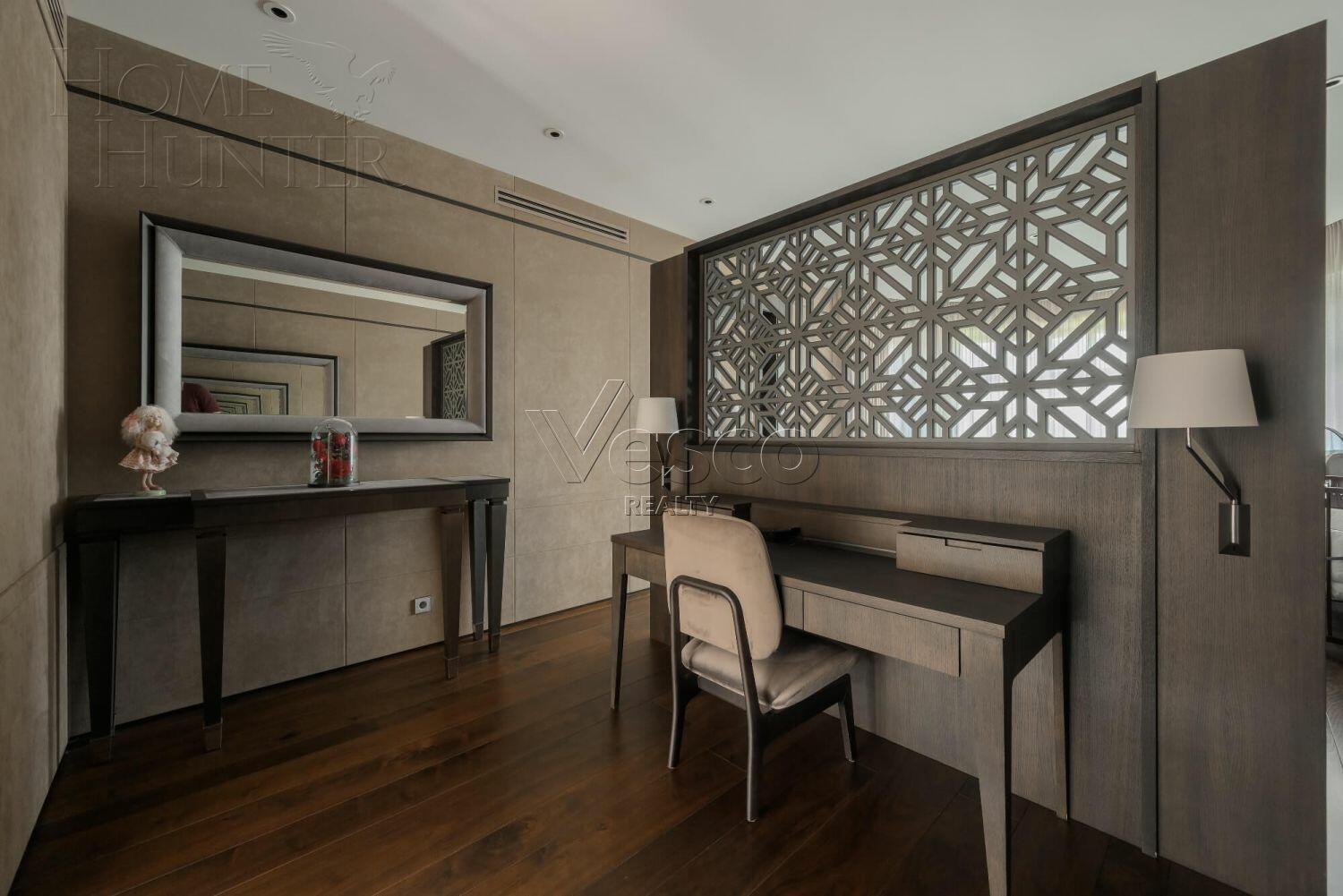 2-этажный коттедж 560 м² с отделкой