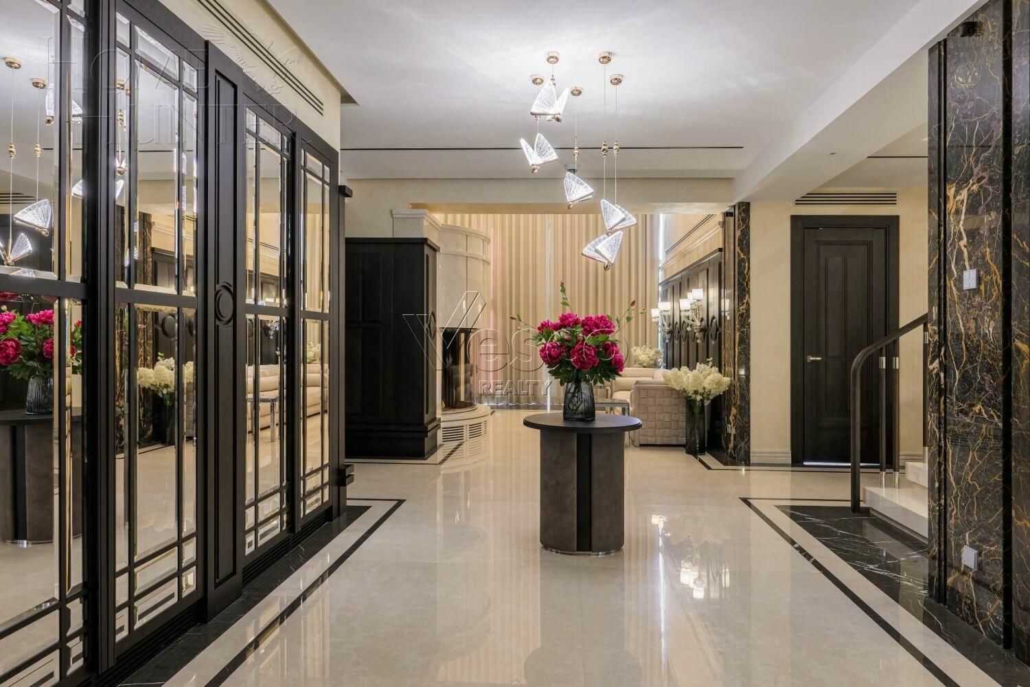 2-этажный коттедж 560 м² с отделкой