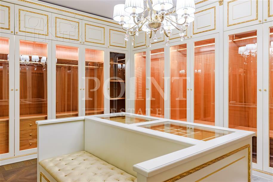 2-этажный коттедж 1 060 м² с отделкой