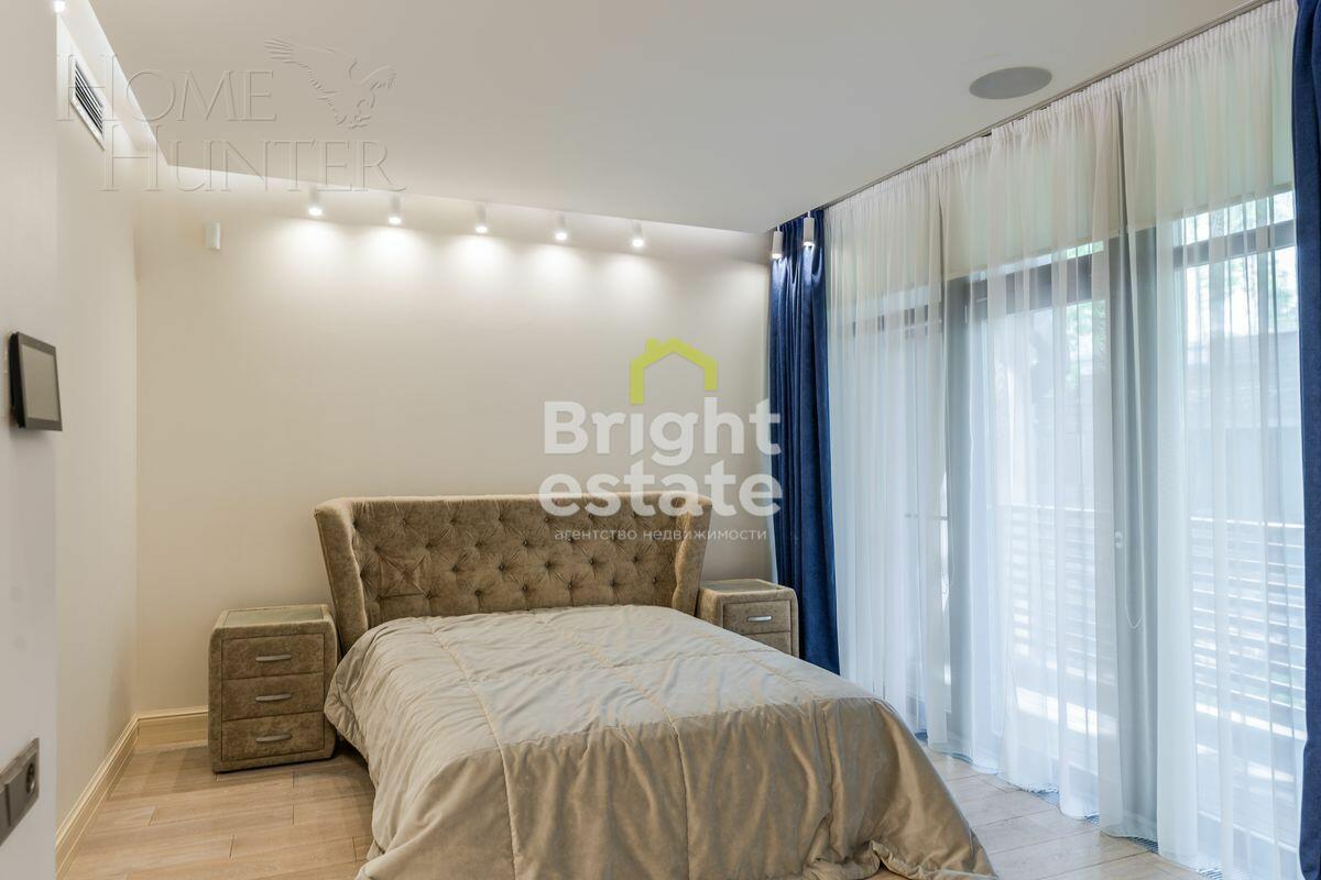 3-этажный таунхаус 340 м² с отделкой