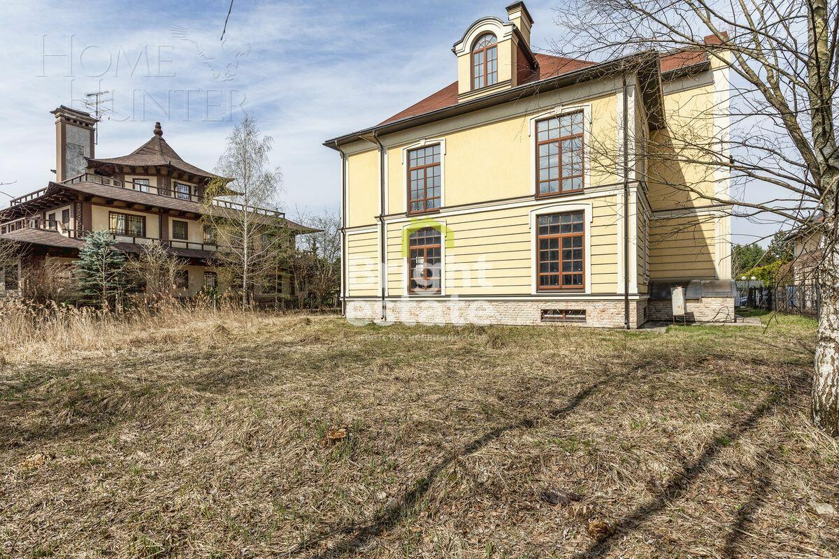 2-этажный коттедж 897 м² без отделки