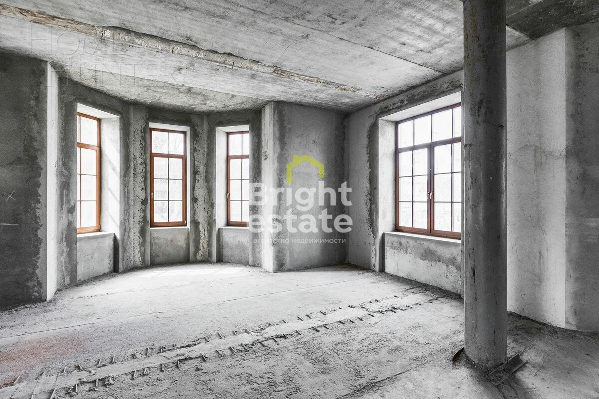 2-этажный коттедж 897 м² без отделки