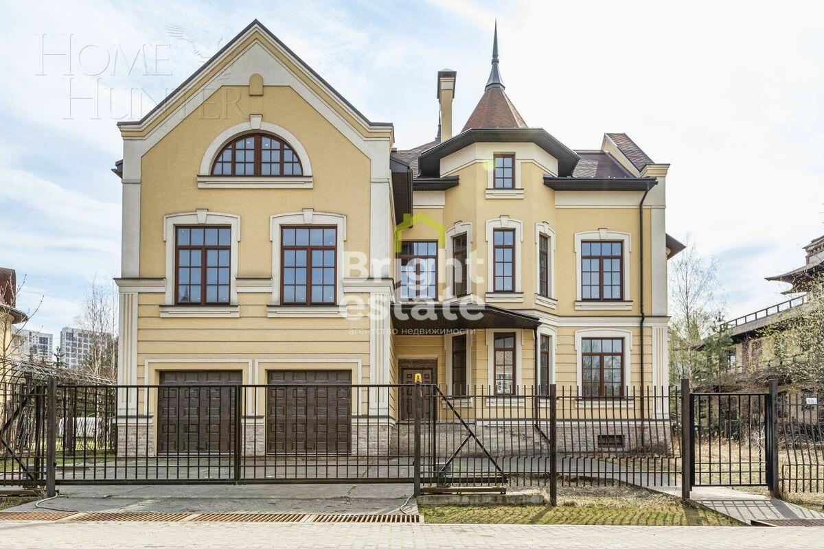 2-этажный коттедж 897 м² без отделки