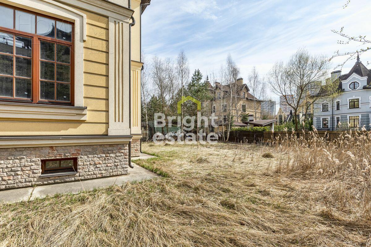 2-этажный коттедж 897 м² без отделки